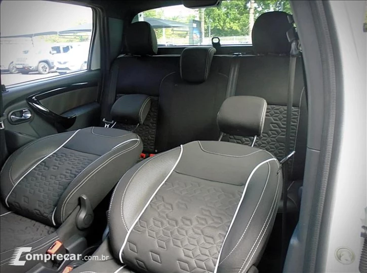 DUSTER OROCH 2.0 16V Dynamique