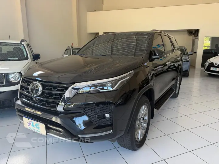 Hilux SW4 2.8 16V 4P SRX 4X4 7 LUGARES TURBO DIESEL AUTOMÁTI