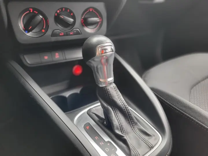 A1 Sportback 1.4 TFSI 5p S-tronic