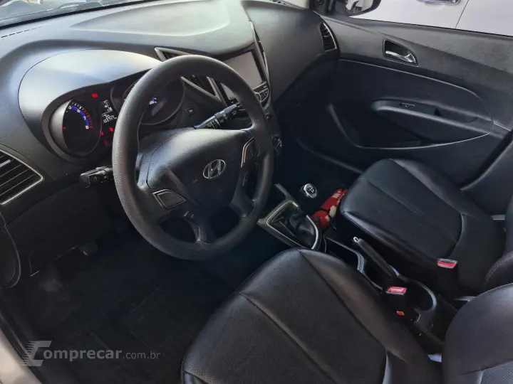 HB20 1.6 COMFORT PLUS 16V FLEX 4P MANUAL