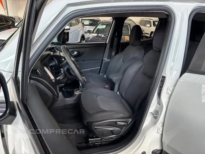 Renegade 1.8 4x2 Flex 16V Aut.