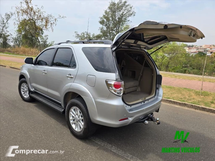 HILUX SW4 2.7 SR 4X2 16V