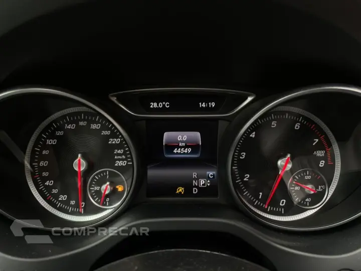 GLA 200 1.6 CGI FLEX ENDURO 7G-DCT