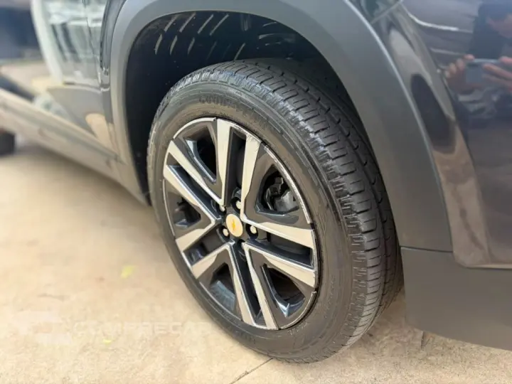TRACKER LT 1.0 Turbo 12V Flex Aut.