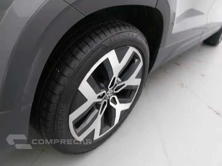 TAOS 1.4 250 TSI TOTAL FLEX HIGHLINE AUTOMÁTICO