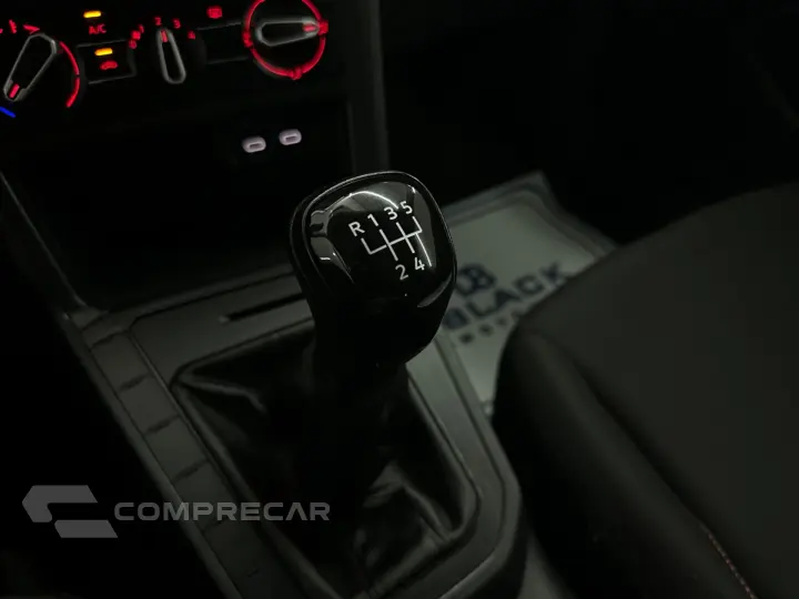 Polo Track 1.0 Flex 12V 5p