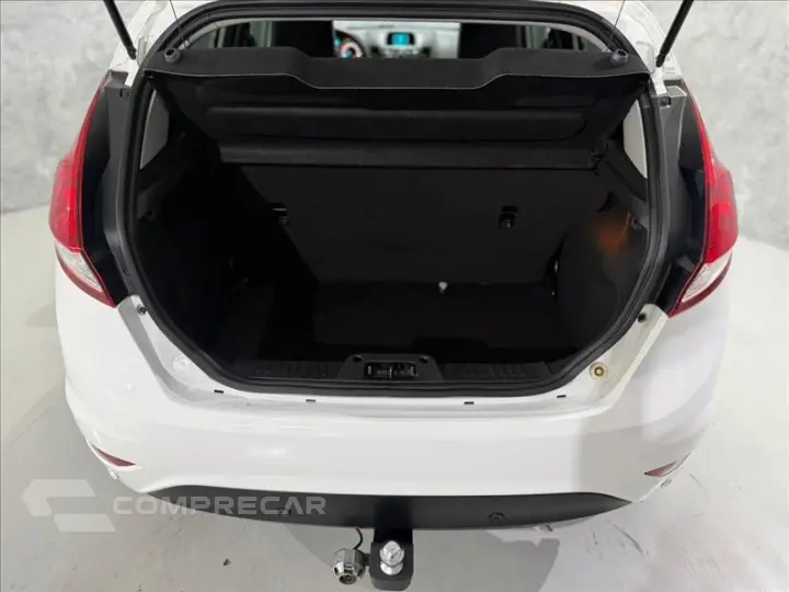 FIESTA 1.6 Titanium Hatch 16V