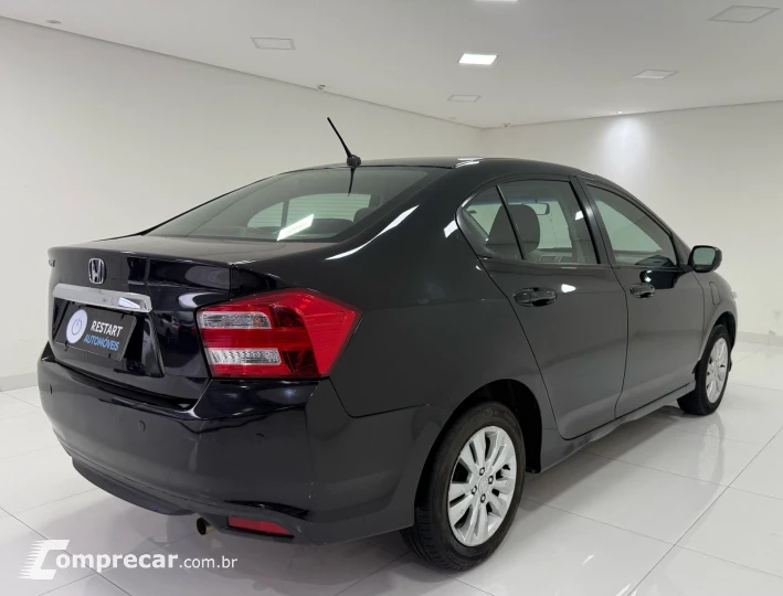 CITY 1.5 LX Sedan 16V