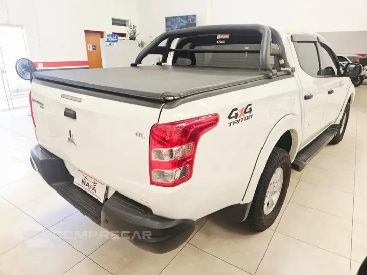 L200 TRITON 2.4 16V Turbo GL CD 4X4
