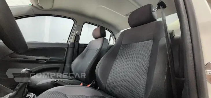 VOYAGE 1.0 Flex 12V 4p