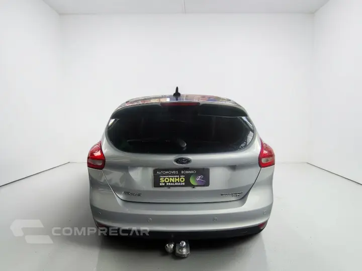 FOCUS 2.0 TITANIUM PLUS SEDAN 16V