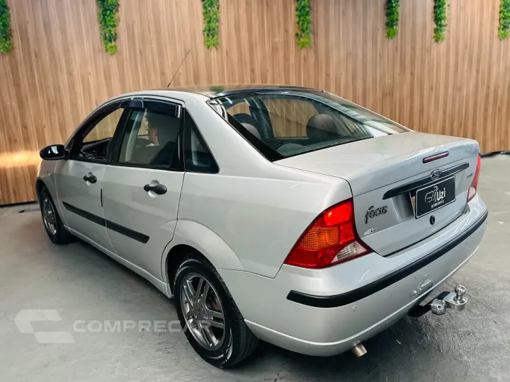 FOCUS 1.6 GLX Sedan 16V