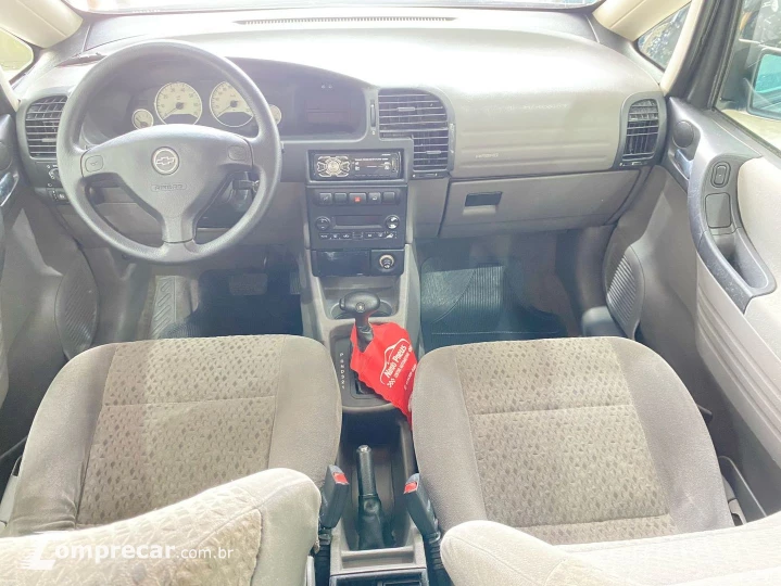 Zafira 2.0 Mpfi Elegance 8V Flex 4P Automático