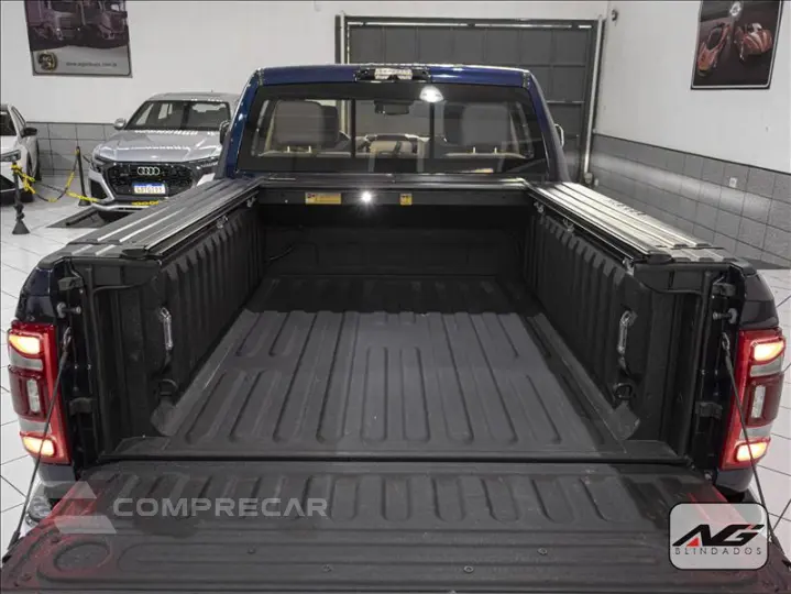 2500 6.7 I6 Turbo Laramie CD 4X4