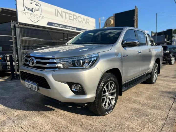 HILUX 2.8 D-4d Turbo CD SRX 4X4