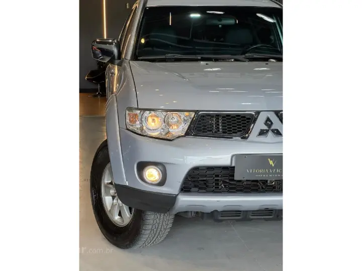 L200 TRITON  3.5 HPE 4X4 CD V6 24V FLEX 4P AUTOMATICO