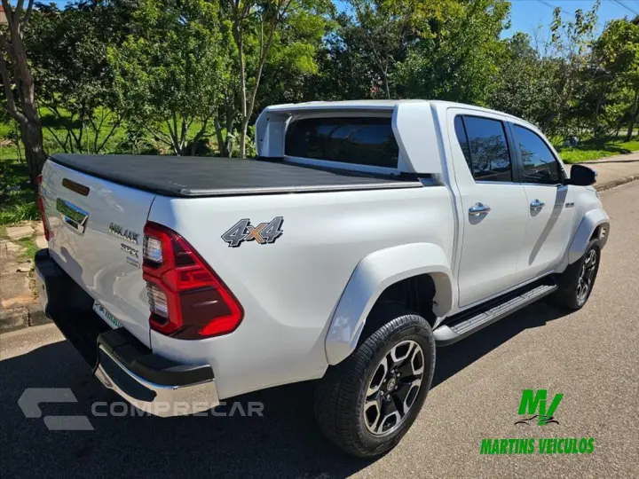 HILUX 2.8 D-4D TURBO DIESEL CD SRX PLUS 4X4 AUTOM