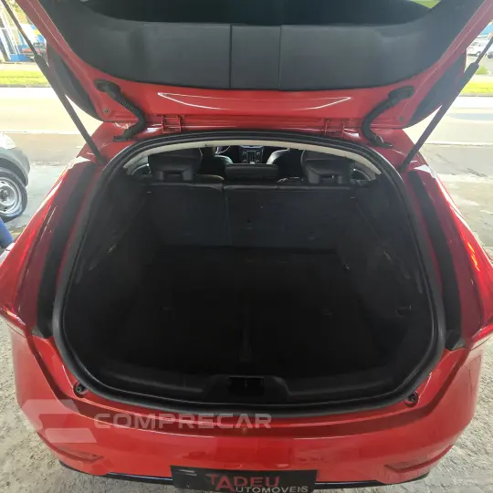 V40