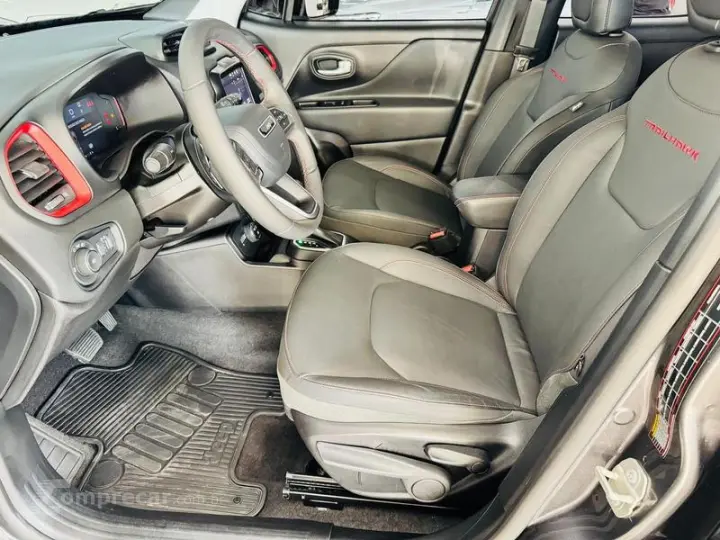 RENEGADE TRAILHAWK T270 1.3 TB FLEX AUT