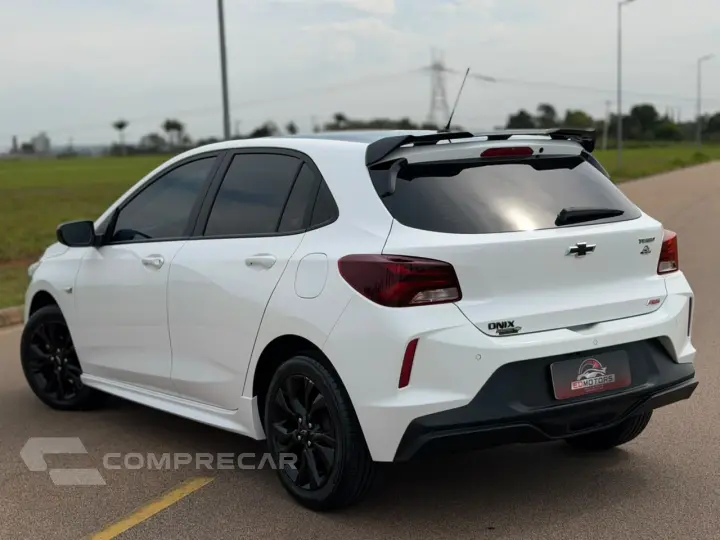 ONIX 1.0 Turbo RS