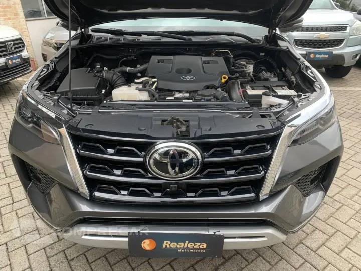 Hilux SW4 SRX 4x4 2.8 TDI 16V Dies. Aut.