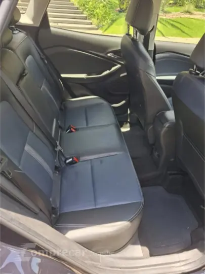 TRACKER 1.2 Turbo Premier