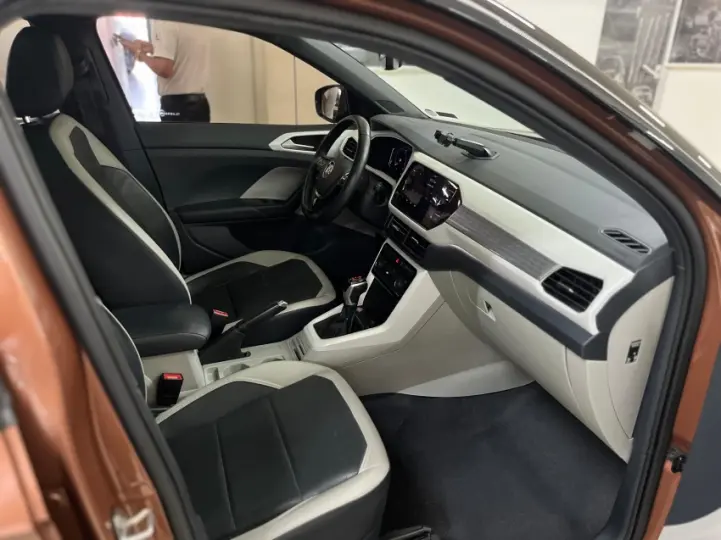 TAOS 1.4 250 TSI Highline