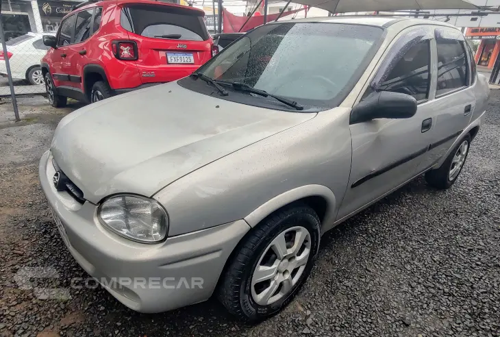 CLASSIC 1.0 MPFI Sedan 8V