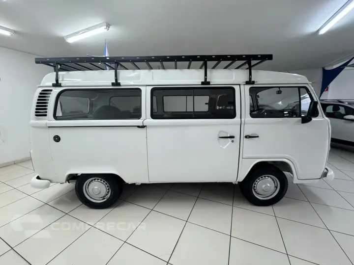 KOMBI 1.4 MI STD LOTAÇÃO 8V FLEX 3P MANUAL