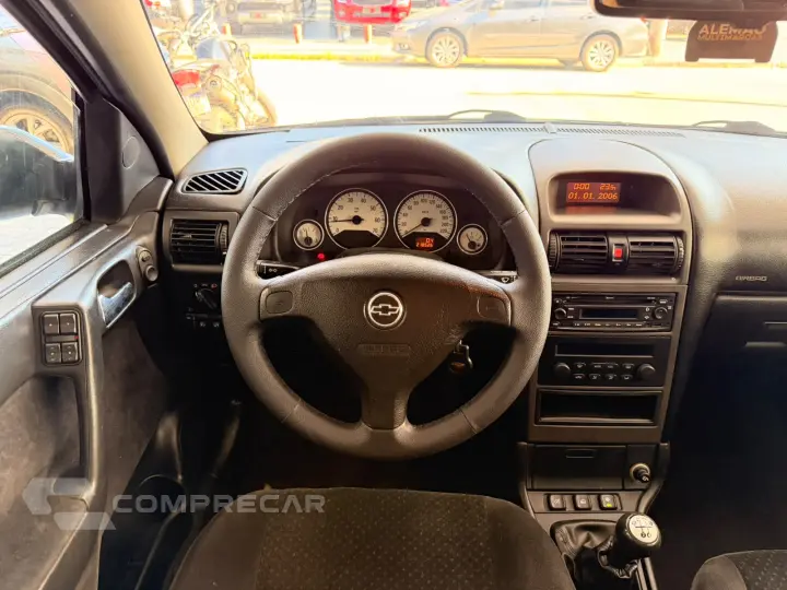 ASTRA 2.0 MPFI Advantage 8V