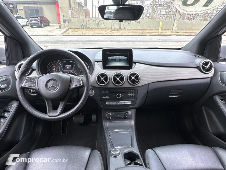 B 200 1.6 TURBO 16V FLEX 4P AUTOMATIZADO