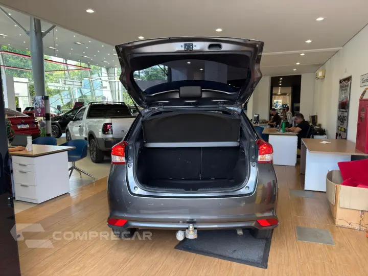 Yaris Hatch 1.5 16V 4P FLEX XLS CONNECT MULTIDRIVE AUTOMÁTIC