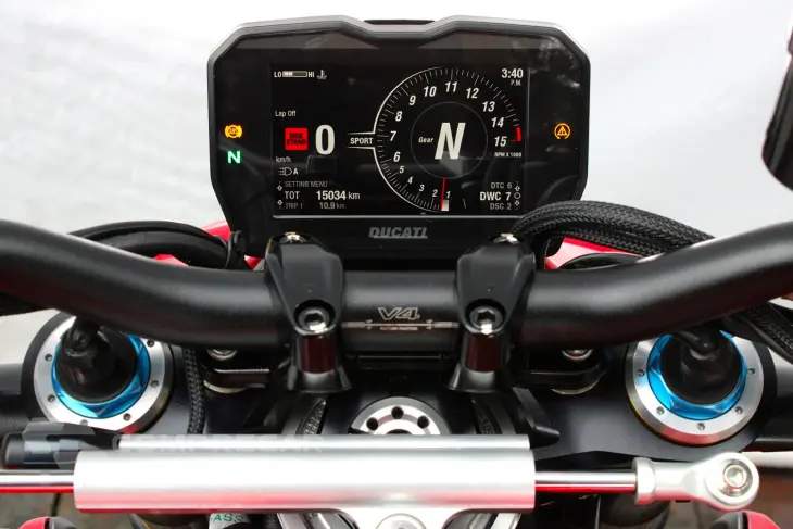 DUCATI STREETFIGHTER V4 S
