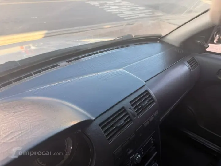 Saveiro CL/ Summer 1.8 Mi e 1.8