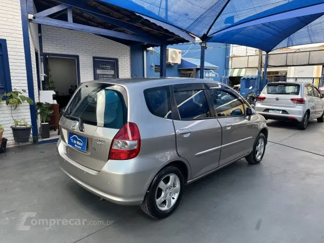 FIT - 1.4 LXL 8V 4P MANUAL