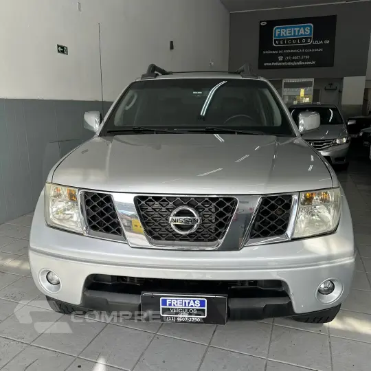 Frontier LE ATTACK CD 4x4 2.5 TB Die.Aut