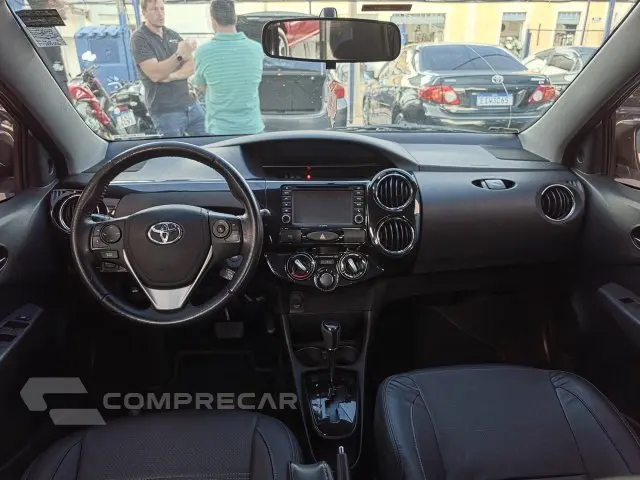 ETIOS SEDAN - 1.5 PLATINUM SEDAN 16V 4P AUTOMÁTICO