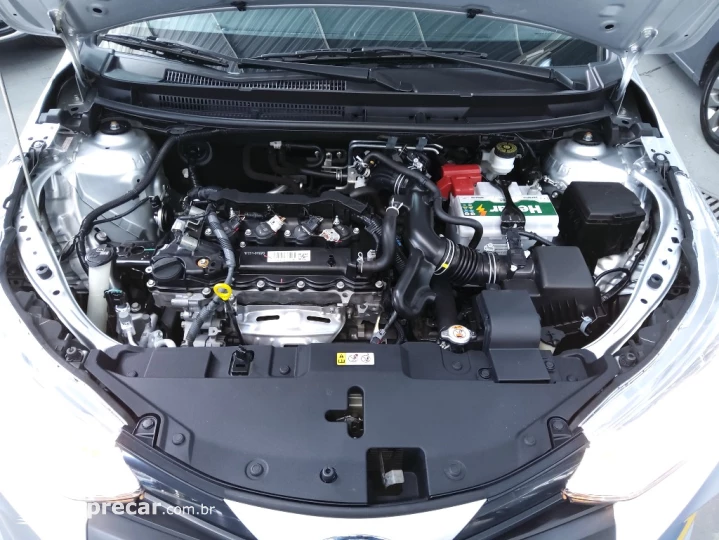 YARIS 1.5 16V FLEX SEDAN XL LIVE MULTIDRIVE