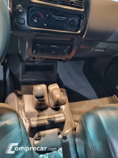 L200 2.5 GL 4X4 CD 8V Turbo