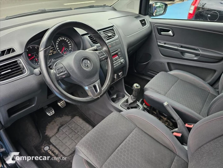 CROSSFOX 1.6 MI FLEX 8V 4P MANUAL
