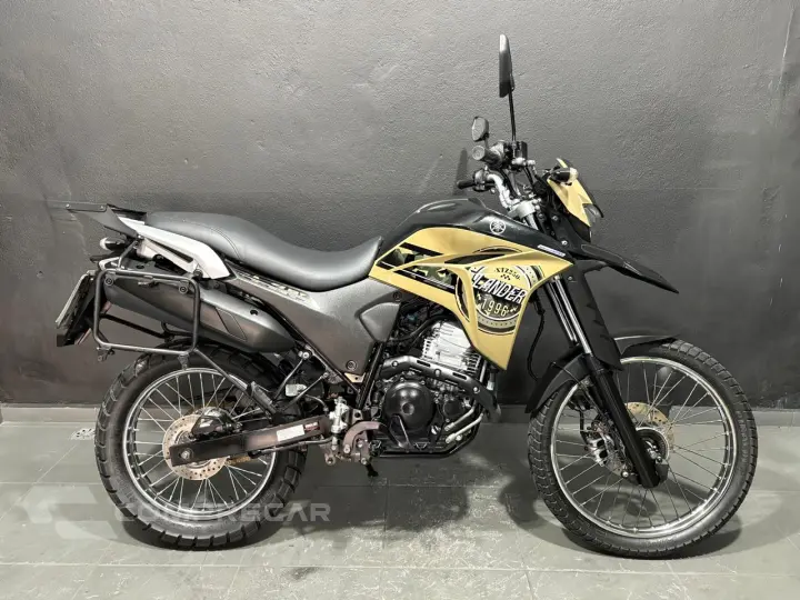 LANDER 250 ABS