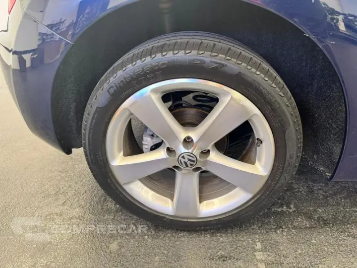 NEW BEETLE 2.0 MI 8V AUT.