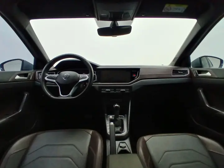 VIRTUS 1.0 200 TSI HIGHLINE AUTOMÁTICO