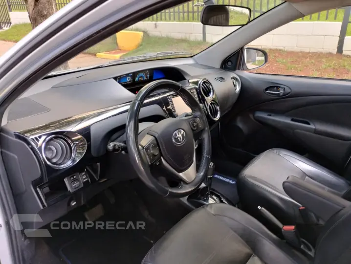 ETIOS 1.5 Platinum Sedan 16V