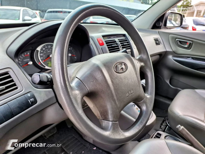 TUCSON 2.0 MPFI GLS 16V 143cv 2WD