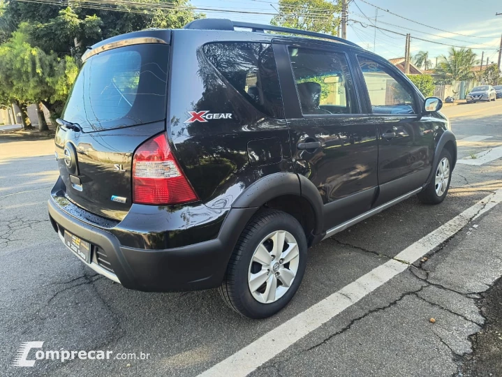 LIVINA 1.6 S X-gear 16V