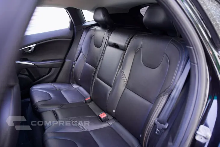 V40 T-4 Cross Country 2.0 FWD Aut.