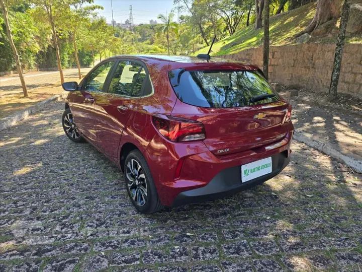 ONIX 1.0 TURBO FLEX PLUS PREMIER AUTOMÁTICO