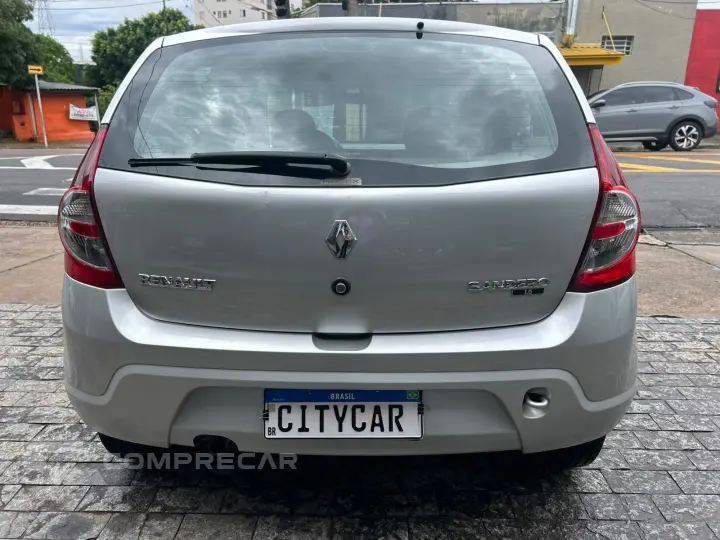 SANDERO 1.6 EXPRESSION 8V FLEX 4P MANUAL