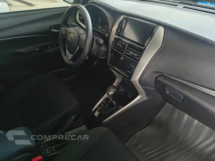 Yaris Hatch 1.3 16V 4P FLEX XL PLUS TECH MULTIDRIVE AUTOMÁTI